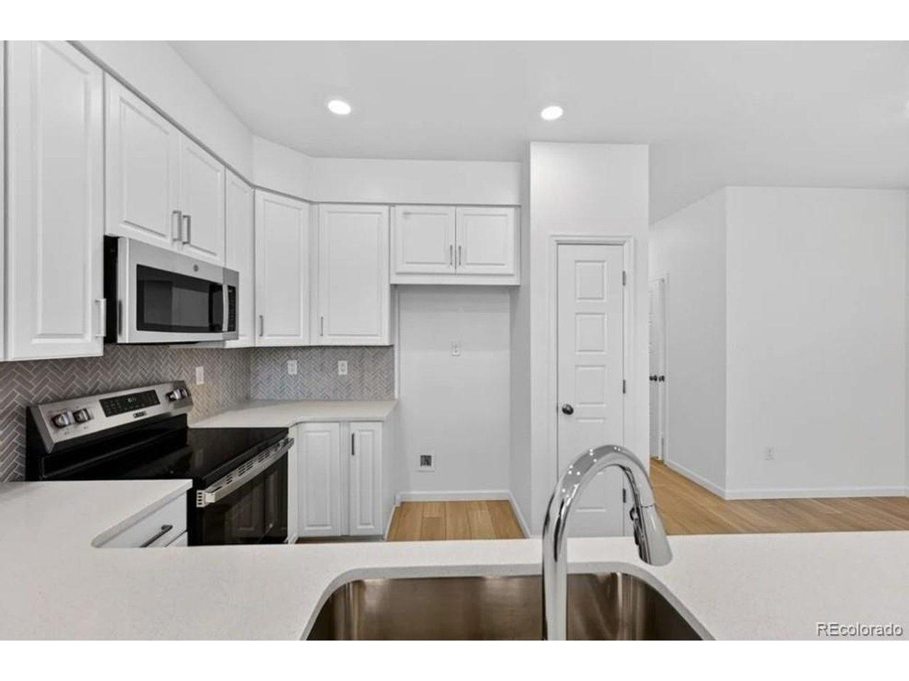 Image 3: 17157 W 91st Lane - Ready Now!