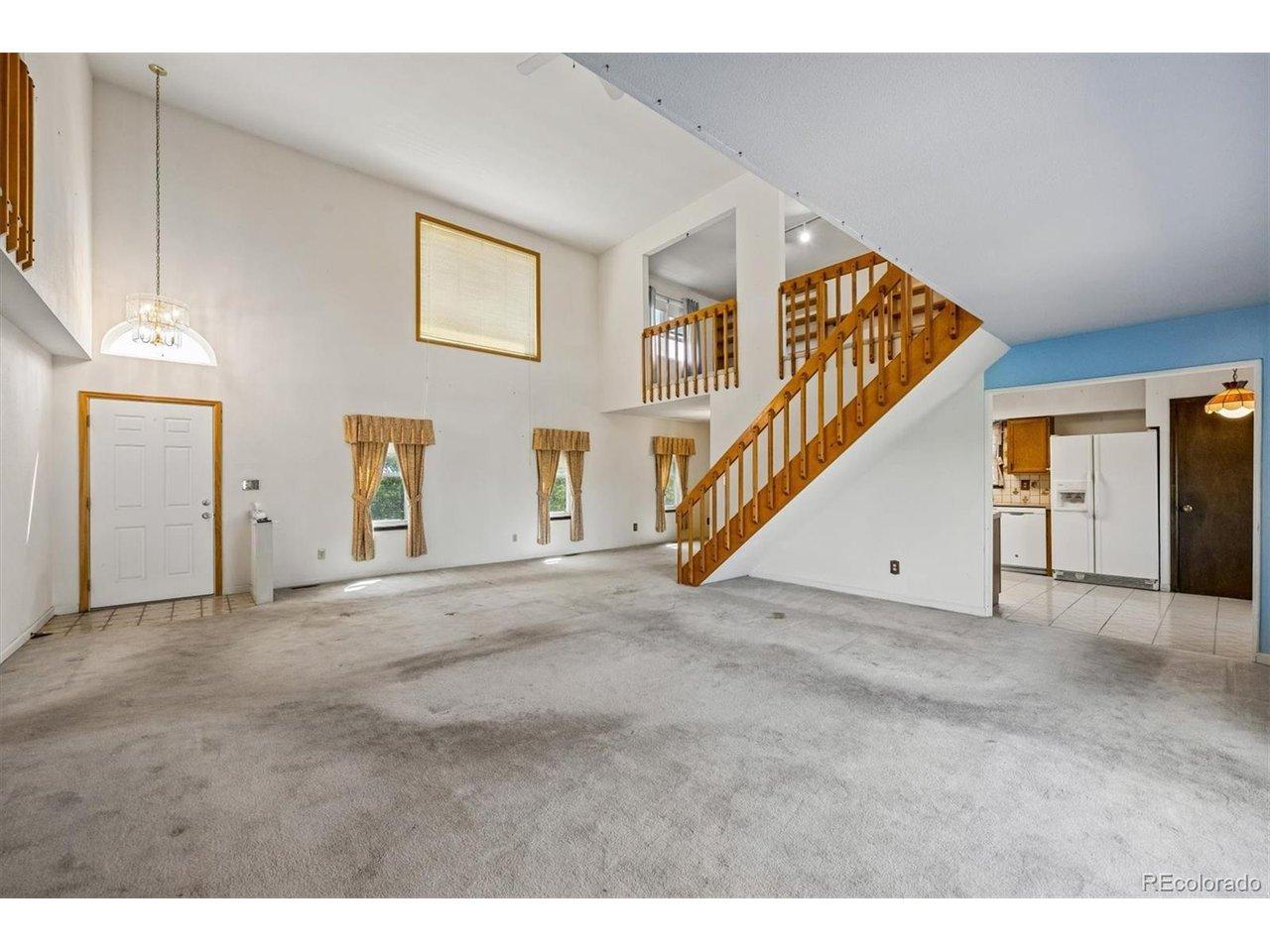 Image 4: Grand Living Room w/Vaulted Ceilings and Natural Light Image 4: Grand Living Room w/Vaulted Ceilings and Natural Light