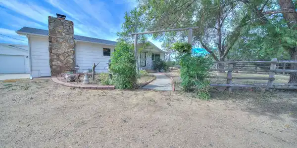 5660 County Road 34