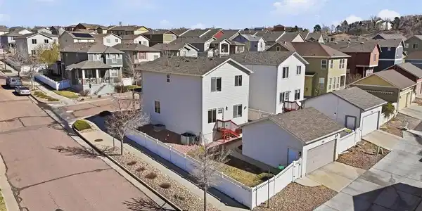 Image 2: Located on a 0.10 acre cul-de-sac, corner lot. with a 2-car detached garage. Image 2: Located on a 0.10 acre cul-de-sac, corner lot. with a 2-car detached garage.