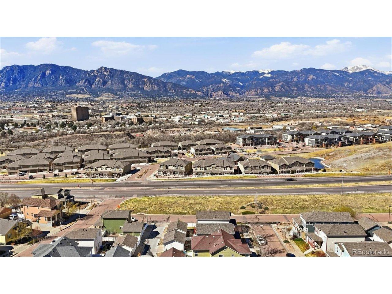 Image 3: Sweeping mountain views. Image 3: Sweeping mountain views.