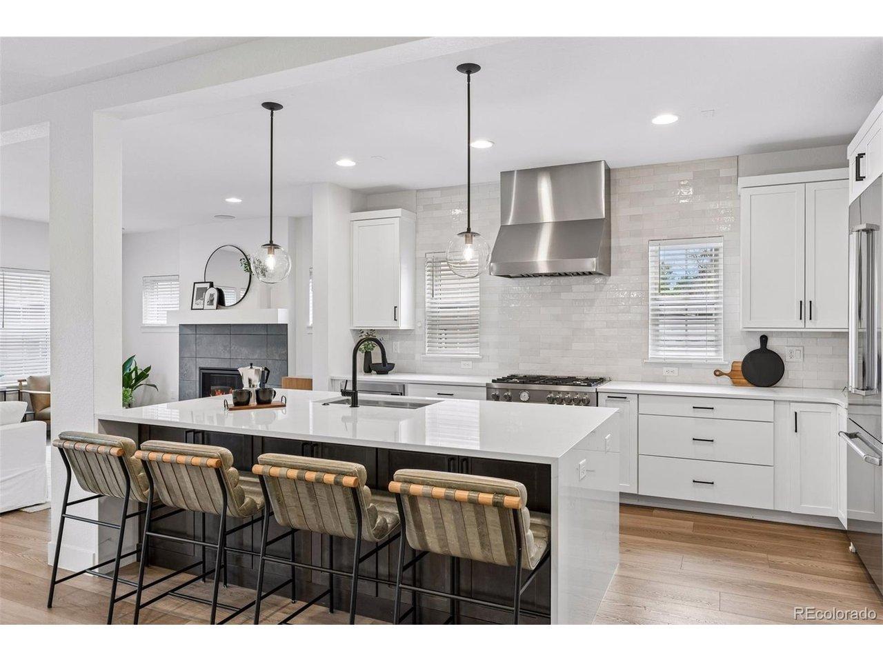 Image 2: Culinary artistry melds with modern innovation in the chef's kitchen. Clean lines and a timeless color palette evoke a sense of refined elegance. Image 2: Culinary artistry melds with modern innovation in the chef's kitchen. Clean lines and a timeless color palette evoke a sense of refined elegance.