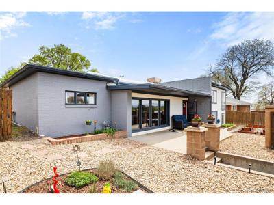 22 Colorado Blvd