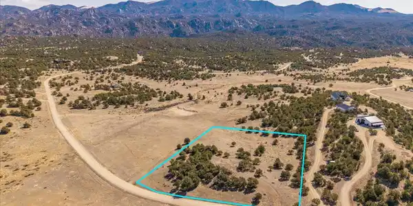10246 Rawhide Creek Rd