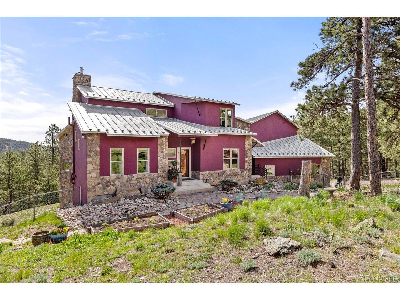 Image 1: Welcome to this custom home located at 729 Sawmill Road! Image 1: Welcome to this custom home located at 729 Sawmill Road!