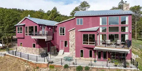 Image 2: Beautiful Contemporary Home in a Mountain Setting! Image 2: Beautiful Contemporary Home in a Mountain Setting!