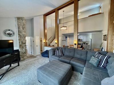 96 Mountainside Dr