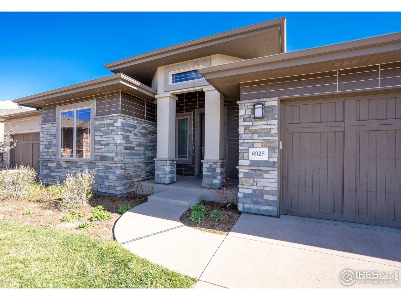 Image 3: Inviting Covered Front Porch Image 3: Inviting Covered Front Porch