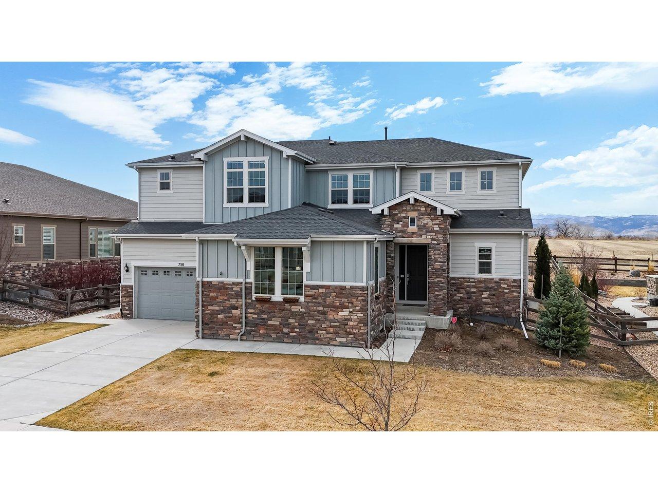 Image 2: Mature landscaping and mountain views complete this inviting estate Image 2: Mature landscaping and mountain views complete this inviting estate