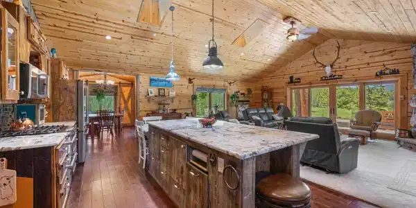 Image 4: soaring tongue-and-groove wood ceilings