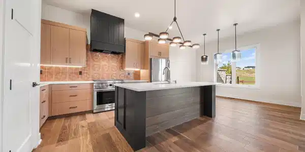 Image 2: Kitchen Image 2: Kitchen