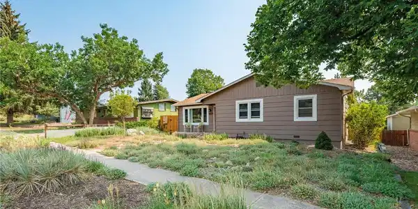 1031 Valley Rd