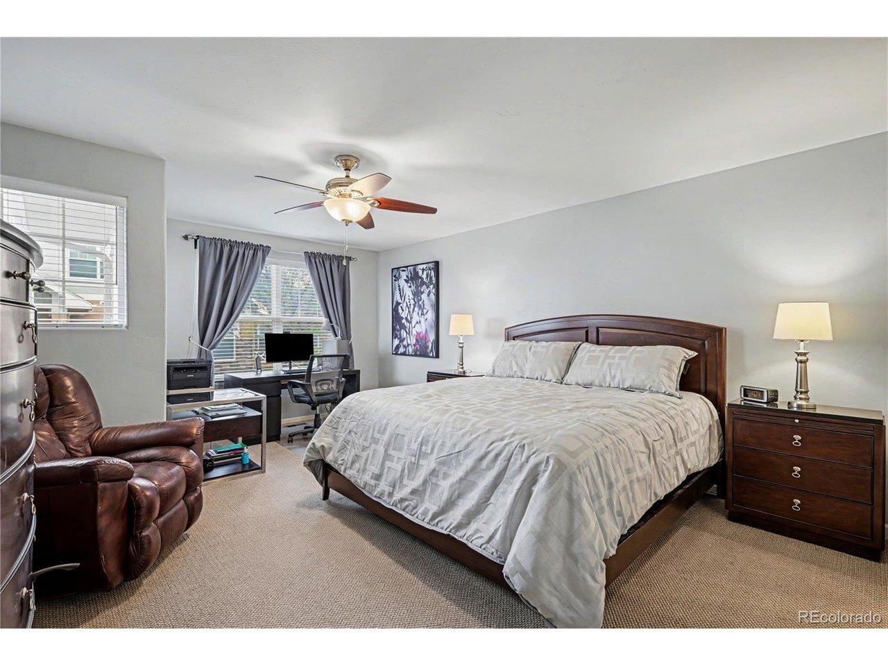 Image 4: Primary Bedroom - Oversized