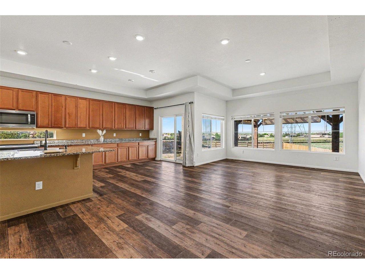 Image 3: Open floor plan for easy living Image 3: Open floor plan for easy living