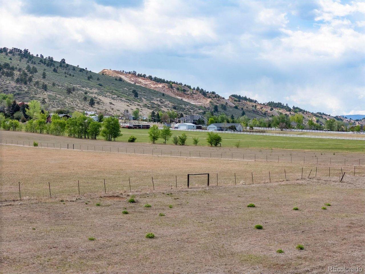 Image 3: Rare vacant land opportunity offering space, privacy, and a beautiful Western Colorado backdrop. Beautiful western sunsets and open skies create an exceptional setting for future possibilities. Image 3: Rare vacant land opportunity offering space, privacy, and a beautiful Western Colorado backdrop. Beautiful western sunsets and open skies create an exceptional setting for future possibilities.