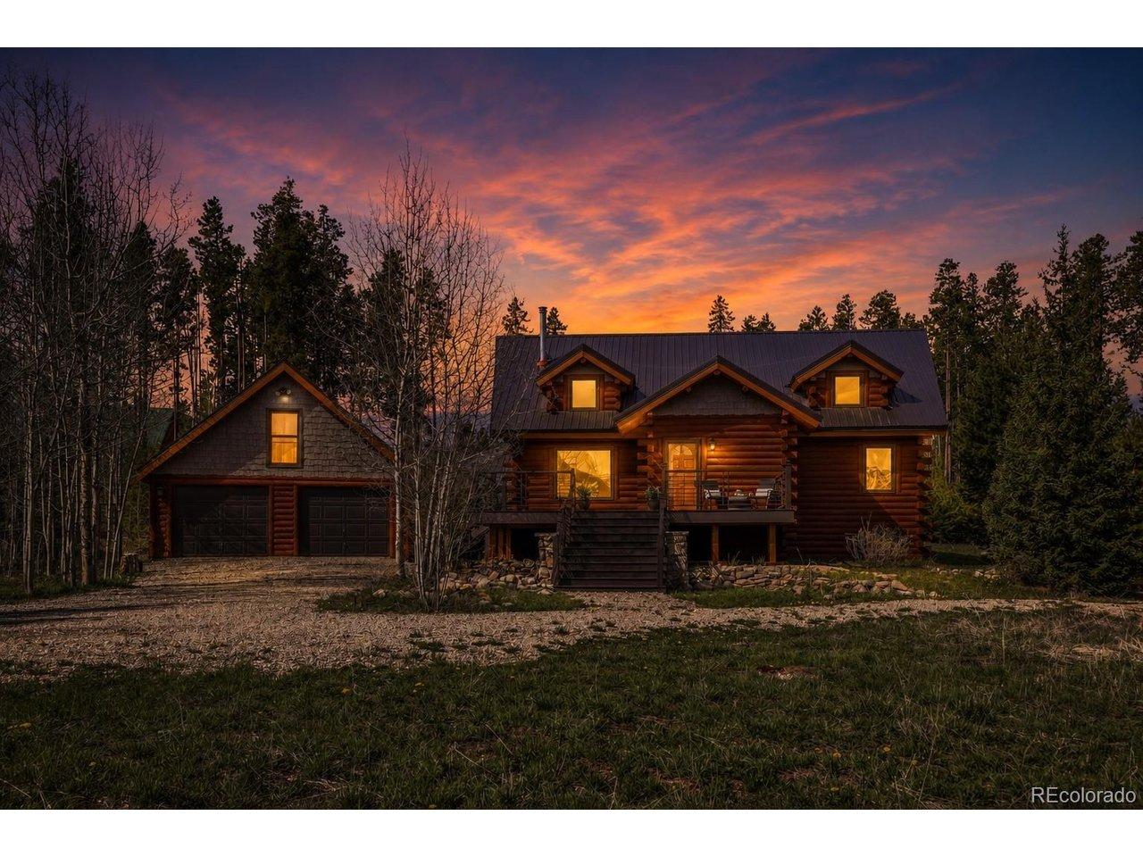 Image 1: Exceptional mtn retreat sleeps 12+ Image 1: Exceptional mtn retreat sleeps 12+