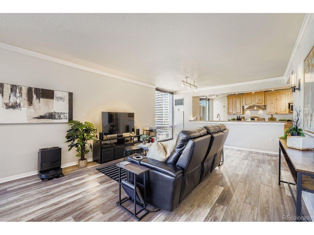 Image 1: Living Room
