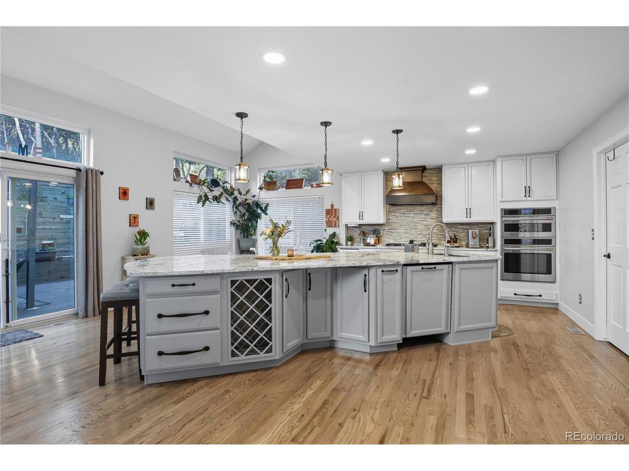 Image 4: Kitchen Image 4: Kitchen
