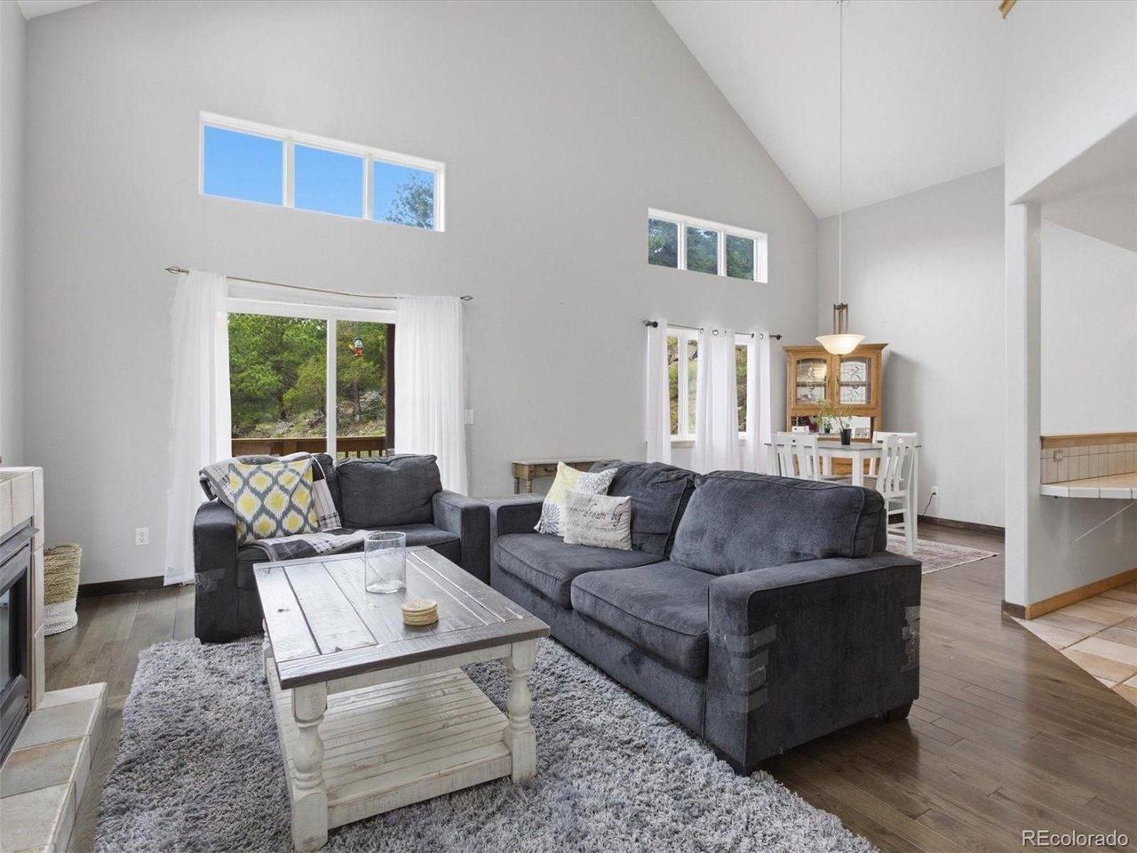 Image 3: Open concept! Image 3: Open concept!