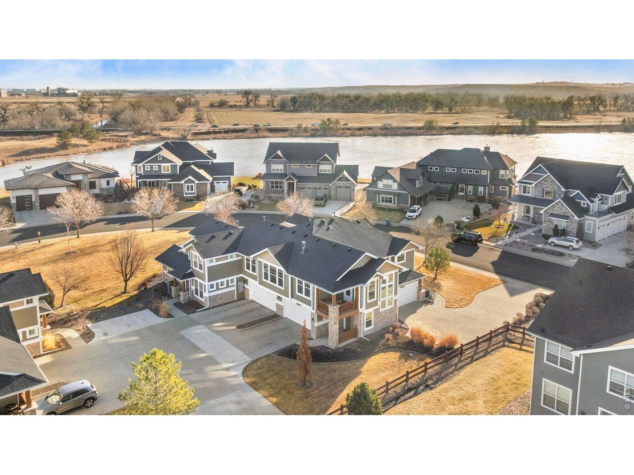 Image 2: Wonderful condo building in the heart of Water Valley, wonderful mixed neighborhood of Single family homes and luxury condos. Image 2: Wonderful condo building in the heart of Water Valley, wonderful mixed neighborhood of Single family homes and luxury condos.
