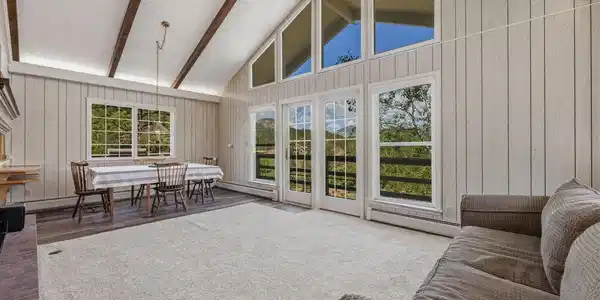 Image 3: abundance of natural light Image 3: abundance of natural light
