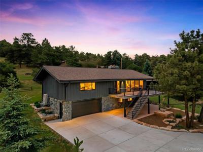 22133 Crestmoor Rd