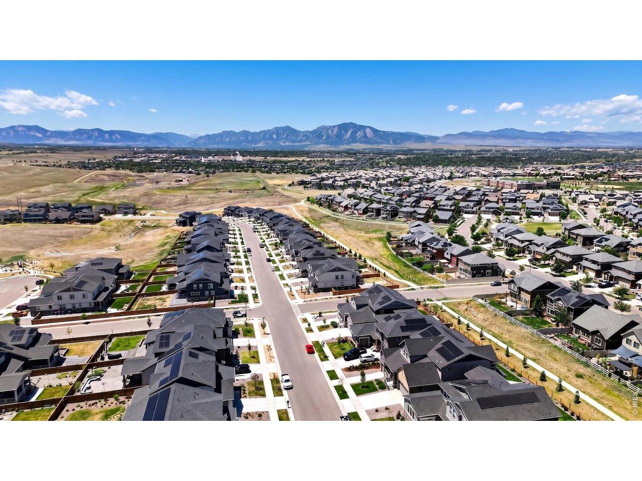 Image 2: Mountain Views Image 2: Mountain Views