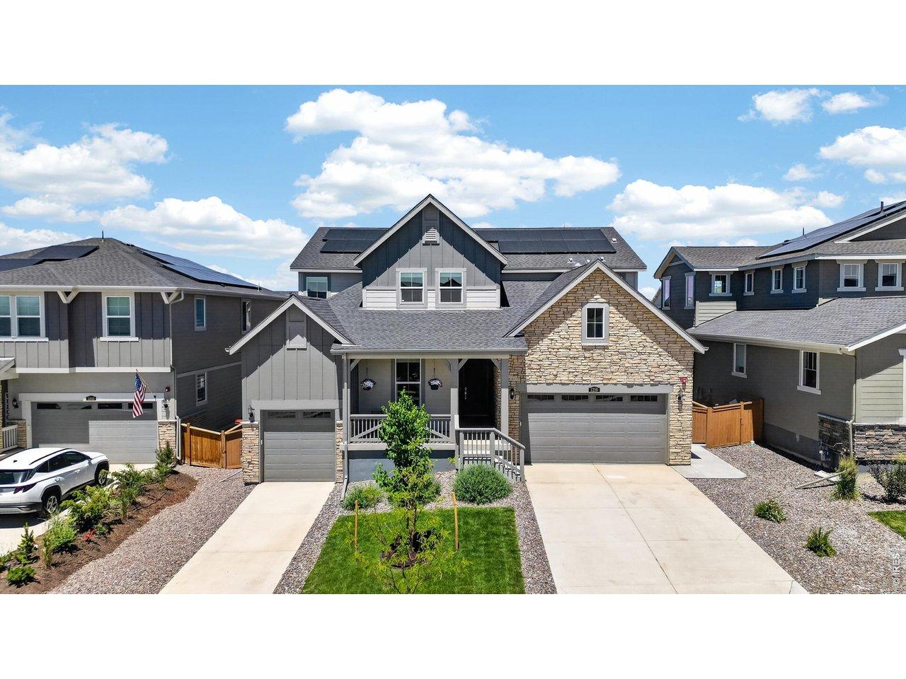Image 3: 3 car garage with EV charger Image 3: 3 car garage with EV charger