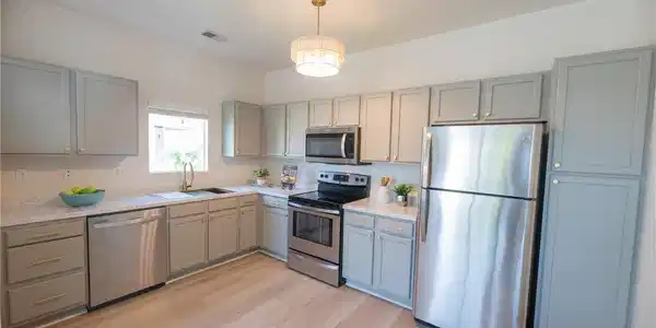 16828 E Gunnison Dr