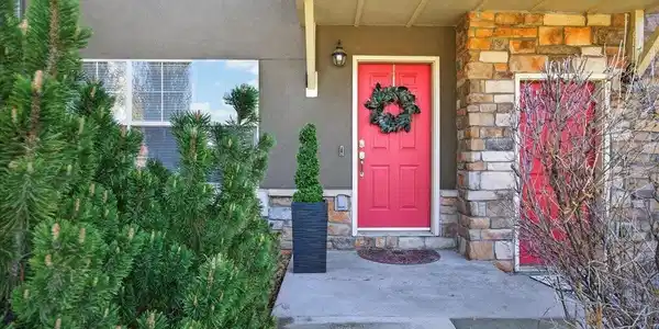 Image 4: Welcome to this stunning, move-in-ready townhome in desirable Sterling Hills! Image 4: Welcome to this stunning, move-in-ready townhome in desirable Sterling Hills!