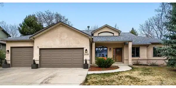 2539 Lake Meadow Dr