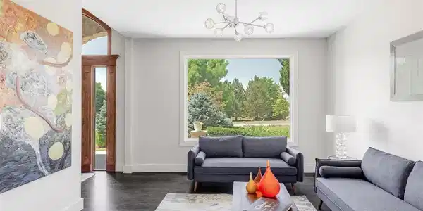 Image 4: Living Room Image 4: Living Room