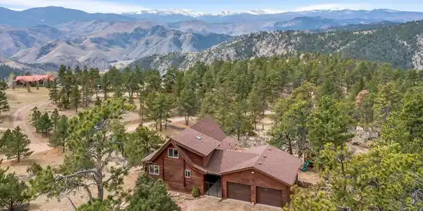 783 Chimney Rock Dr