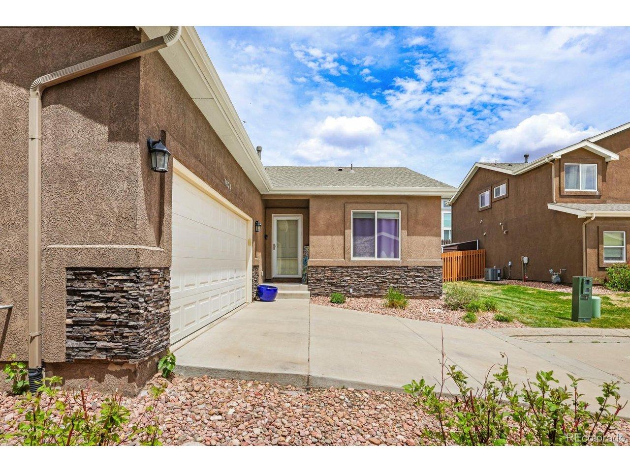 Image 3: Low maintenance xeriscaped landscaping. Image 3: Low maintenance xeriscaped landscaping.