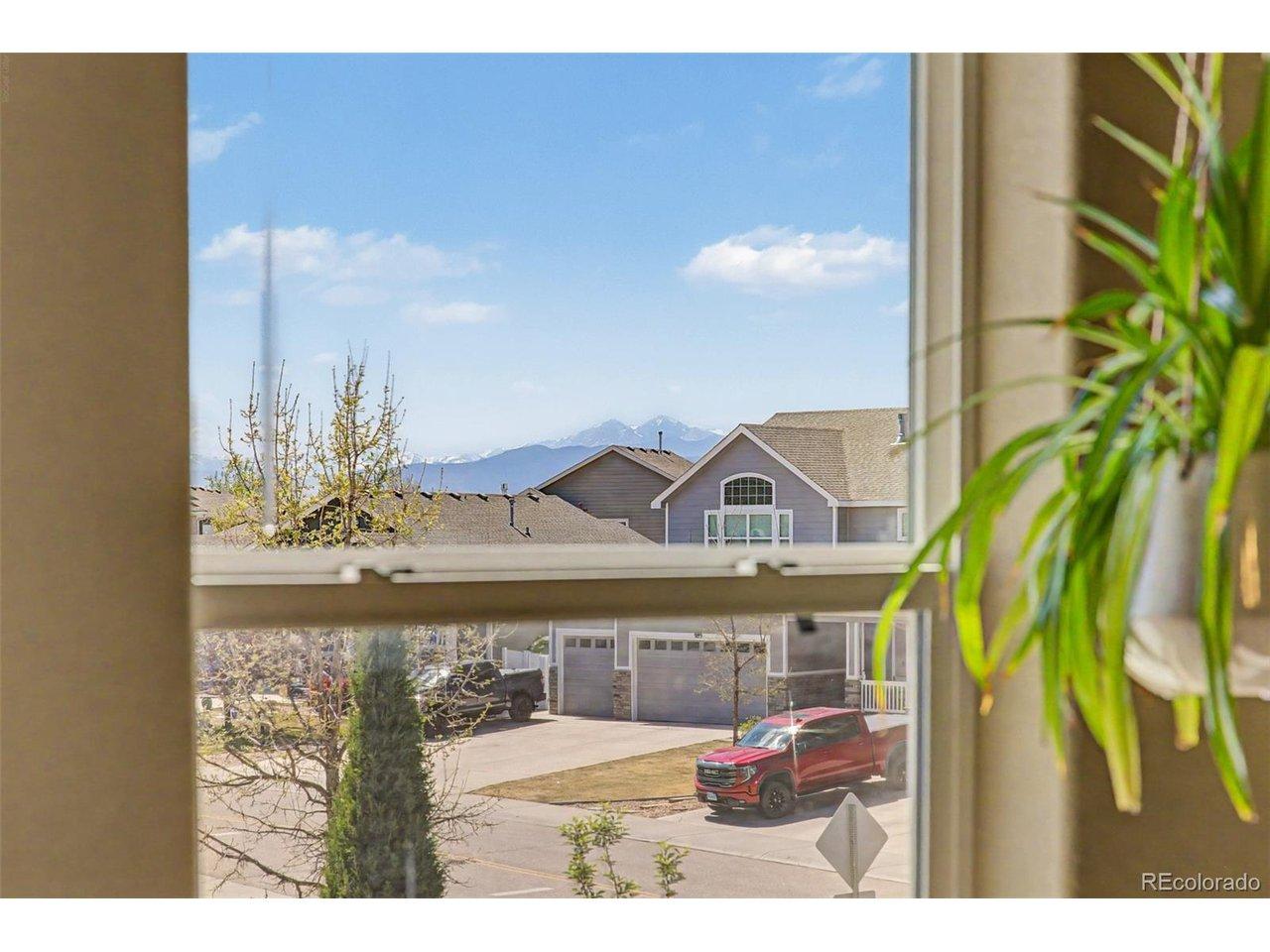 Image 3: Views from the upper floor in each room. Image 3: Views from the upper floor in each room.