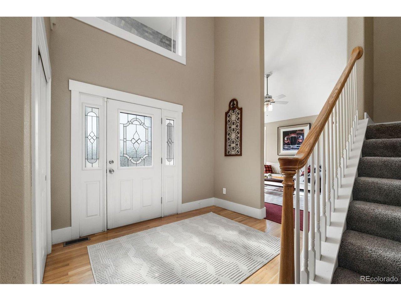 Image 2: Foyer