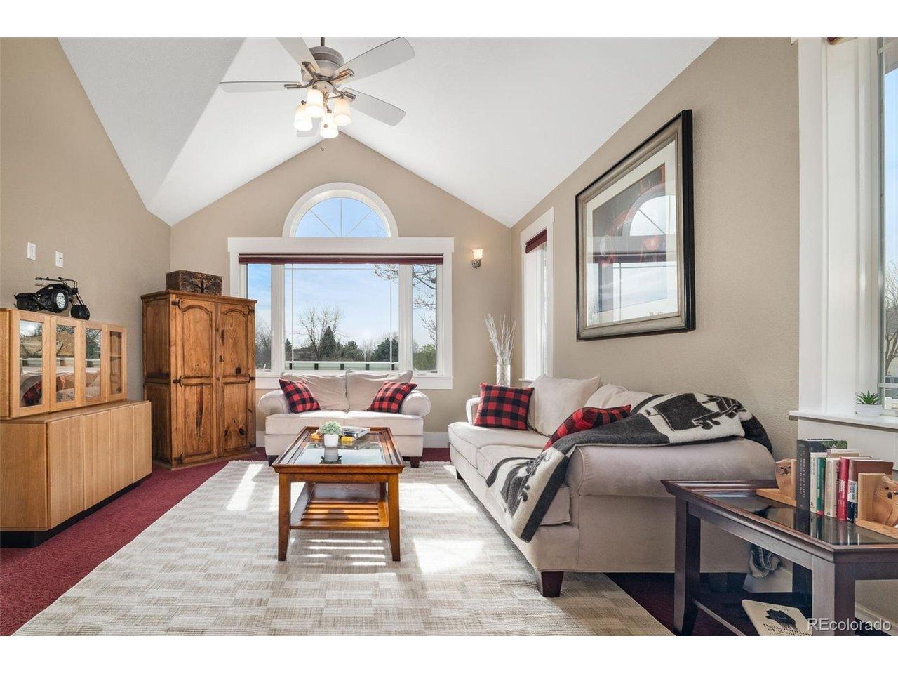 Image 4: Formal Living Room - Furniture Negotiable