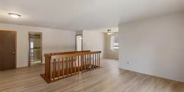 Image 4: Living Room Image 4: Living Room