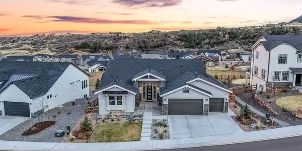 4727 Horse Trader Pl