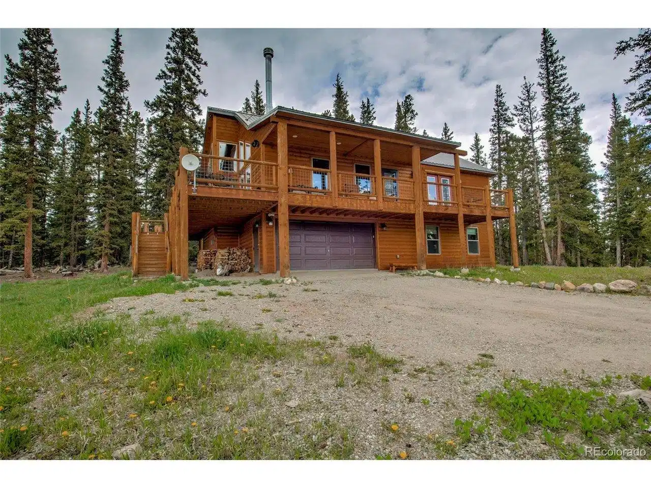 Image 1: Premier Mountain property