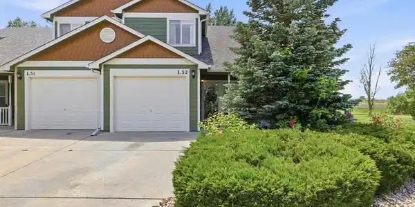 802 Waterglen Dr