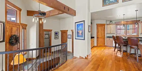 Image 4 Image 4