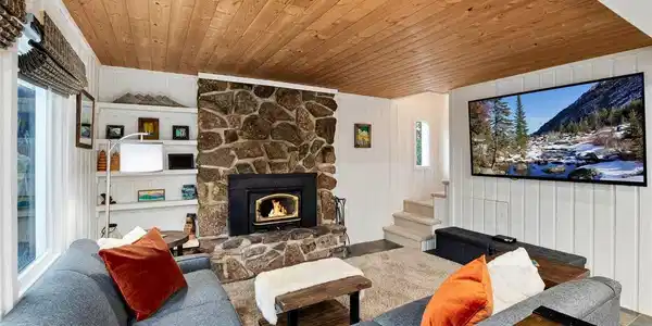 Image 2: A property brimming with character, and rustic accents throughout. Image 2: A property brimming with character, and rustic accents throughout.