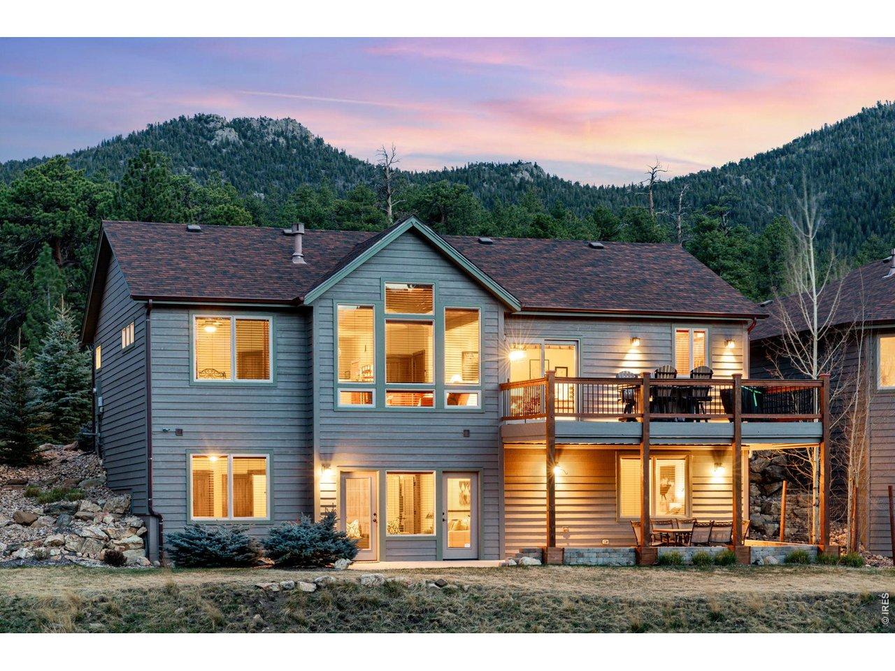 Image 3: Convenient floorplan with walk out basement. Expansive deck and patio spaces. Image 3: Convenient floorplan with walk out basement. Expansive deck and patio spaces.