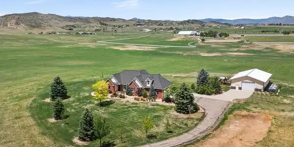 Image 2: 35.6 Acres in beautiful Location Image 2: 35.6 Acres in beautiful Location