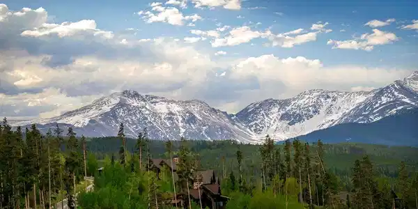 Image 4: Front-row views of one of Grand County's most iconic mountain peaks