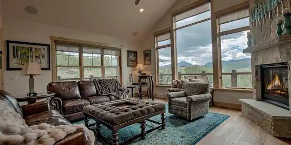 160 Stonefly Dr