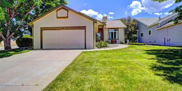 299 NW Limberpine Cir