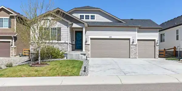 1122 Gabriella Ln