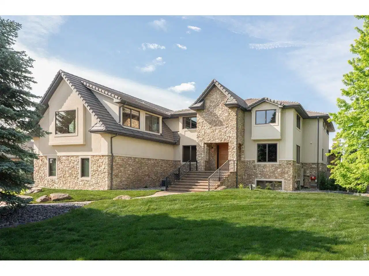 Image 1: Newly remodeled, move-in ready, and built to last, 8906 Little Raven Trail delivers it all. Image 1: Newly remodeled, move-in ready, and built to last, 8906 Little Raven Trail delivers it all.